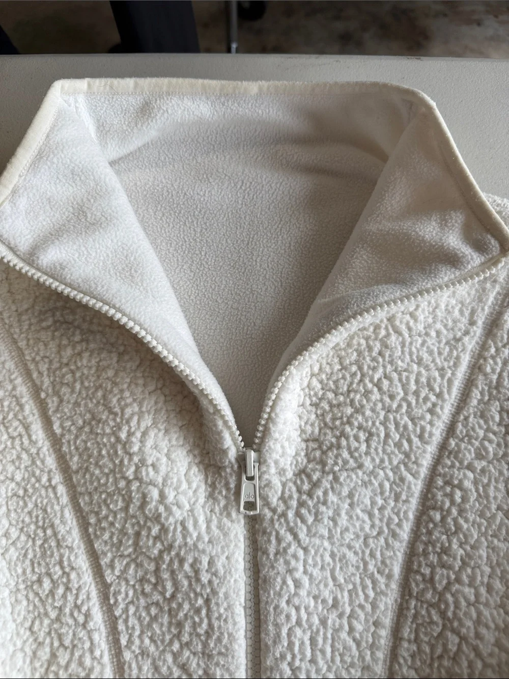 Alo Yoga Cozy Sherpa Half-Zip Jacket in Ivory